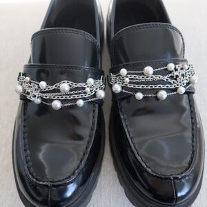 Tory Burch EMBELLISHED CLASSIC LUG LOAFER